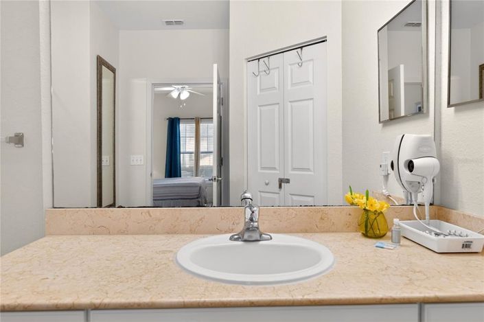 Image No.32-Maison de ville de 4 chambres à vendre à Saint John