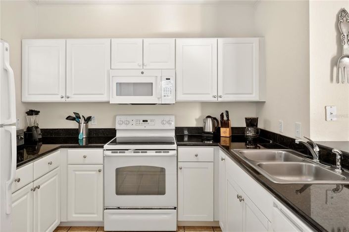 Image No.9-Maison de ville de 4 chambres à vendre à Saint John