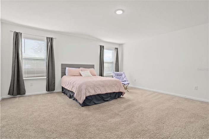 Image No.16-6 Bed House for sale