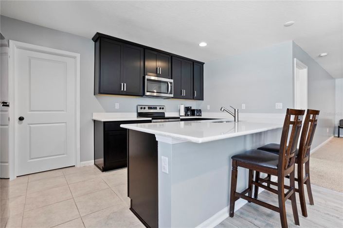 Image No.18-6 Bed House for sale