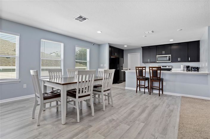 Image No.19-6 Bed House for sale