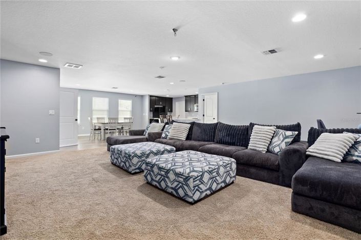 Image No.20-6 Bed House for sale