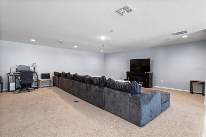 Image No.22-6 Bed House for sale