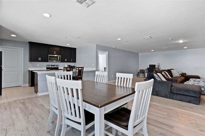 Image No.23-6 Bed House for sale