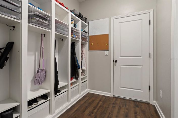 Image No.29-6 Bed House for sale