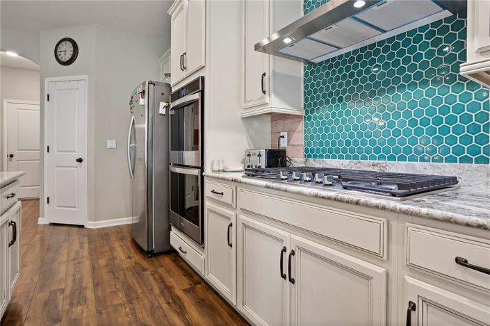 Image No.4-6 Bed House for sale