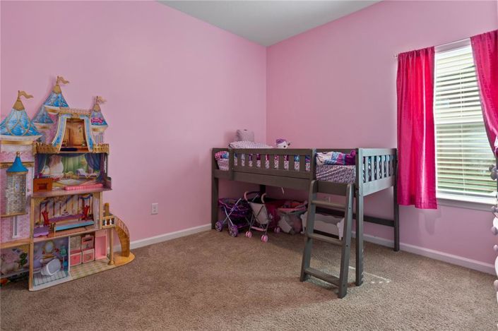 Image No.9-6 Bed House for sale