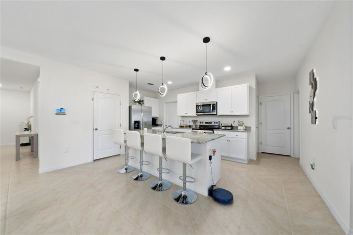 Image No.9-5 Bed House for sale