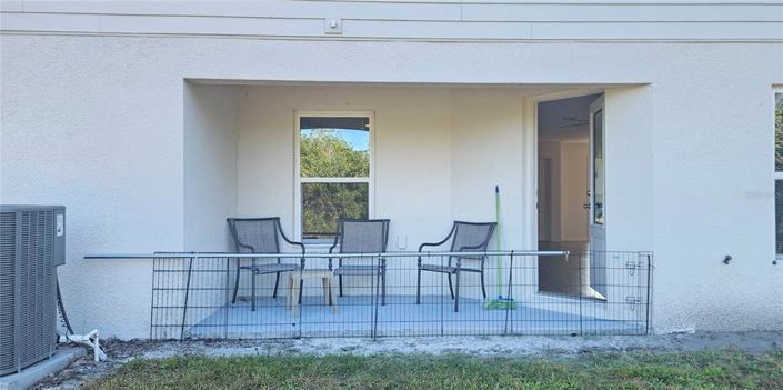 Image No.12-3 Bed Townhouse for sale