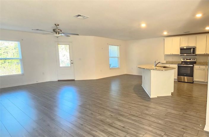 Image No.3-3 Bed Townhouse for sale