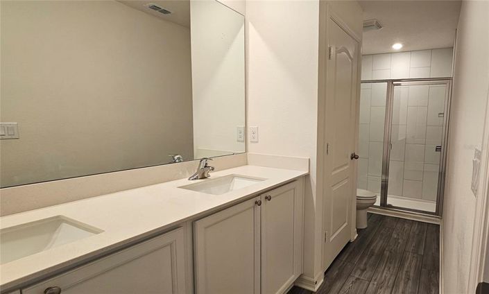 Image No.7-3 Bed Townhouse for sale