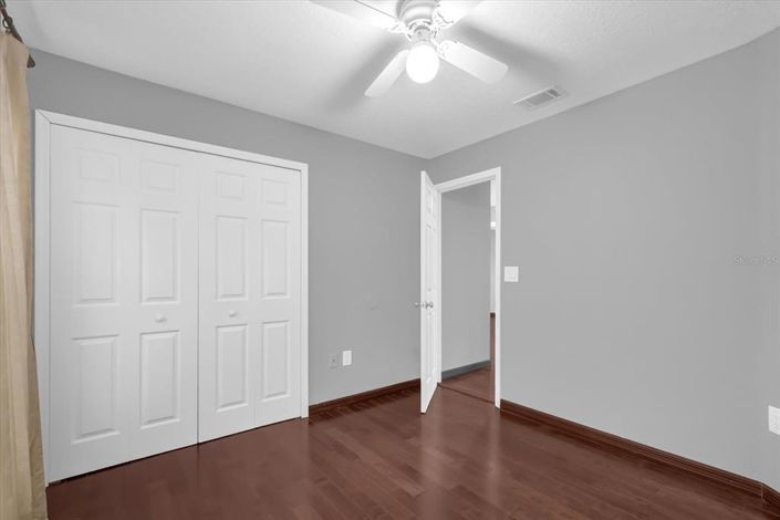 Image No.16-3 Bed House for sale