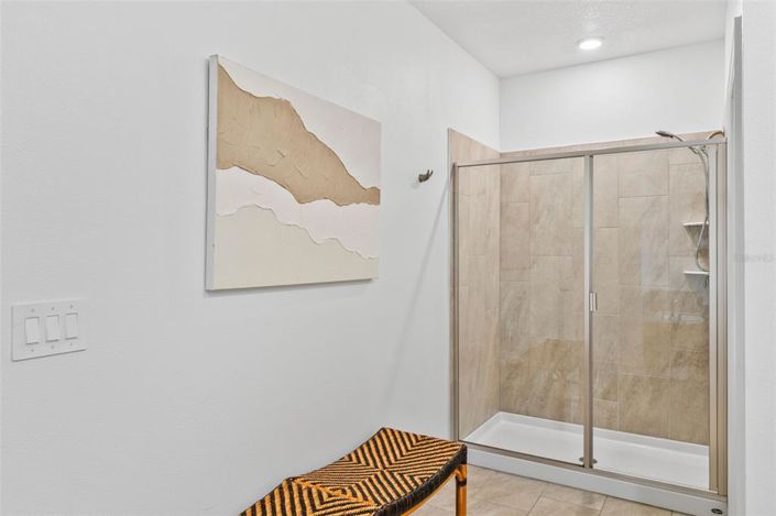 Image No.24-5 Bed House for sale