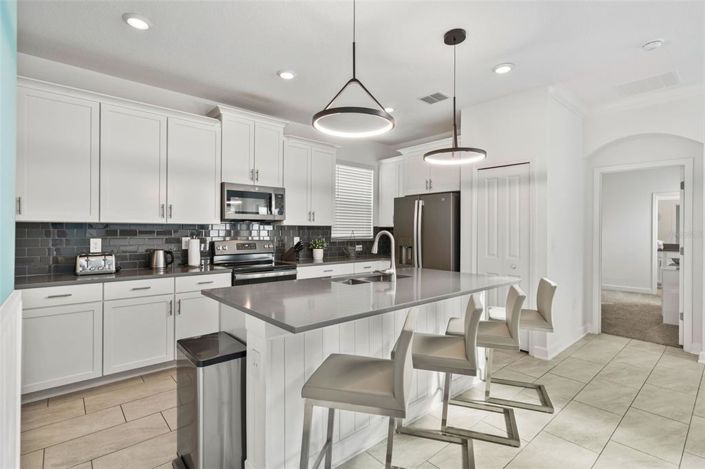 Image No.34-5 Bed House for sale