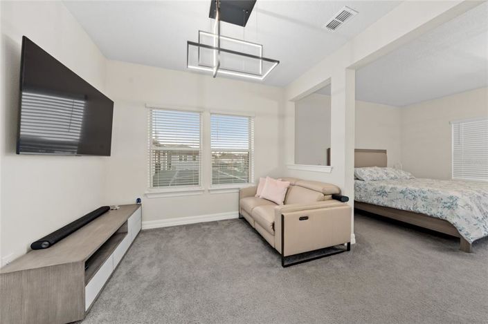 Image No.37-4 Bed House for sale