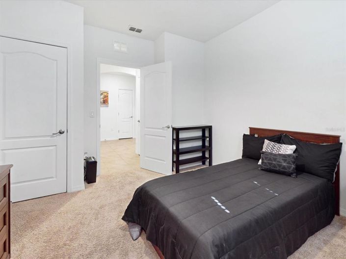 Image No.17-4 Bed House for sale