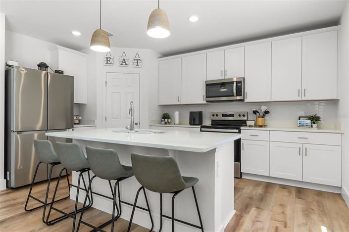 Image No.15-5 Bed House for sale