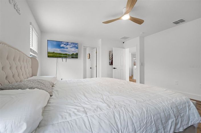 Image No.26-5 Bed House for sale