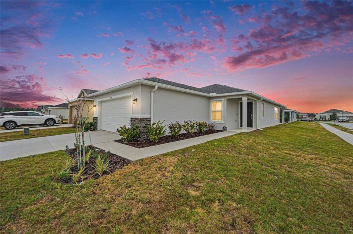 Image No.2-4 Bed House for sale