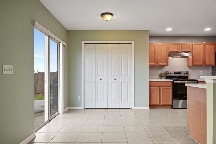 Image No.11-4 Bed House for sale