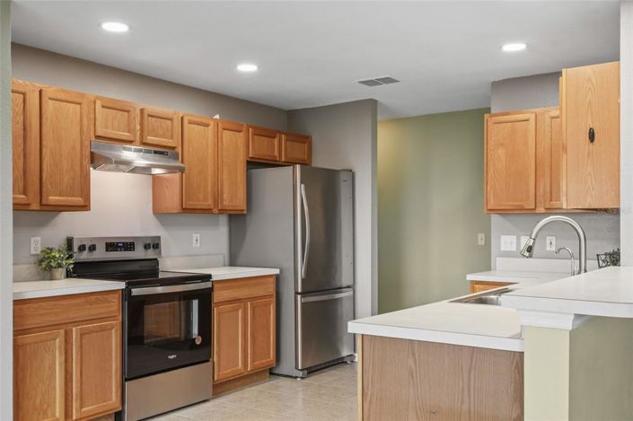 Image No.12-4 Bed House for sale