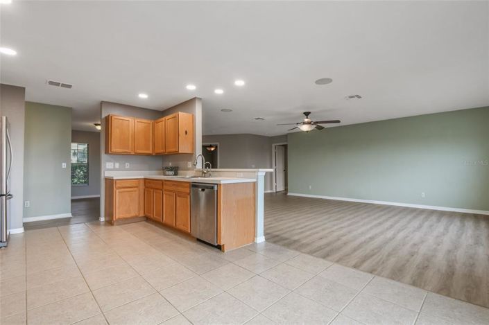 Image No.13-4 Bed House for sale