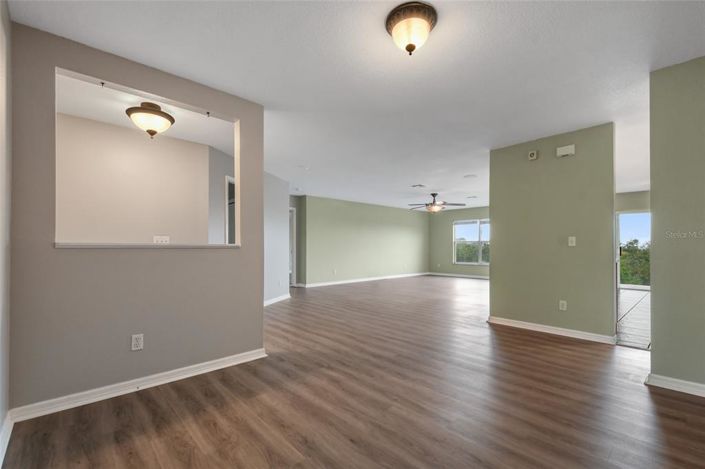 Image No.6-4 Bed House for sale