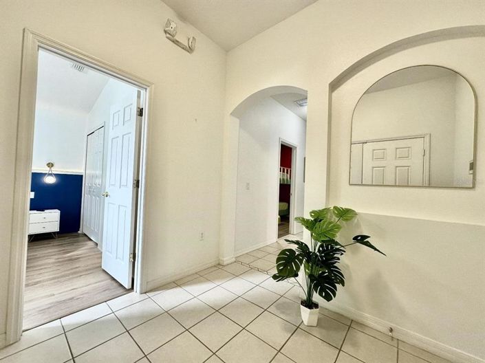 Image No.21-4 Bed House for sale