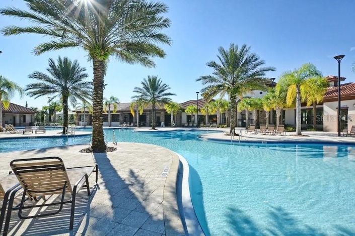 Image No.44-7 Bed House for sale