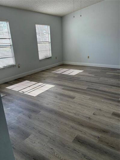 Image No.10-2 Bed House for sale