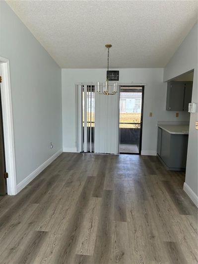 Image No.11-2 Bed House for sale