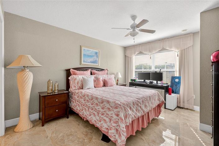 Image No.26-4 Bed Apartment for sale