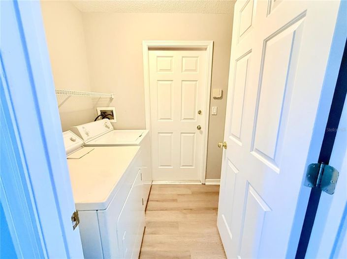 Image No.22-4 Bed House for sale