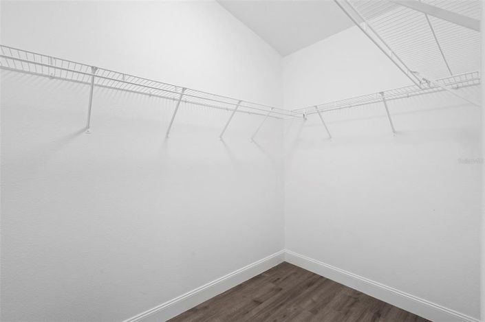 Image No.20-3 Bed House for sale