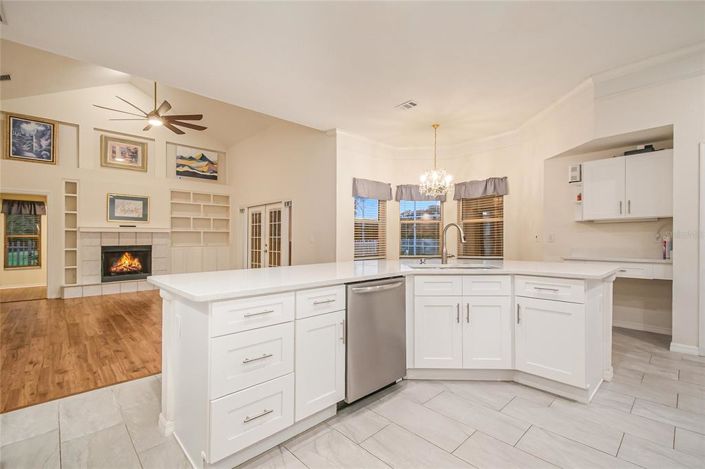 Image No.14-5 Bed House for sale