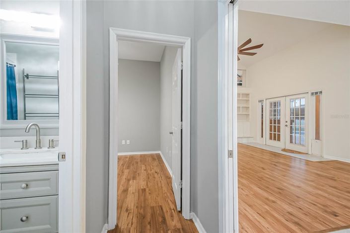 Image No.36-5 Bed House for sale