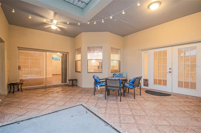 Image No.42-5 Bed House for sale