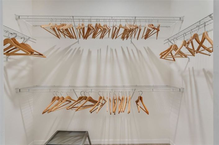 Image No.25-3 Bed House for sale