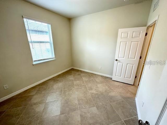 Image No.21-4 Bed House for sale