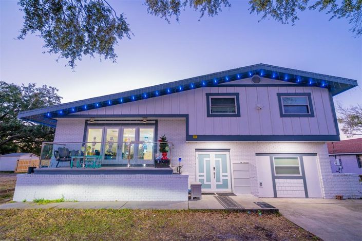 Image No.3-6 Bed House for sale