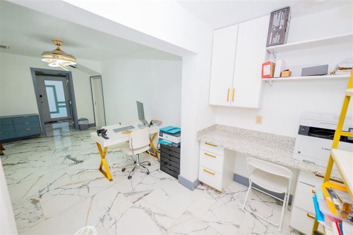 Image No.37-6 Bed House for sale