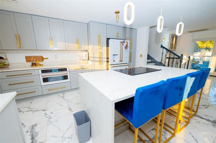 Image No.49-6 Bed House for sale