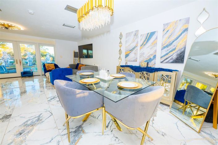 Image No.50-6 Bed House for sale