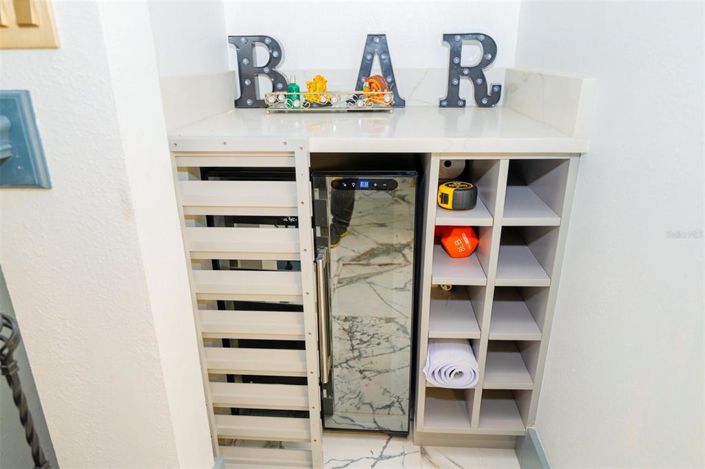 Image No.56-6 Bed House for sale