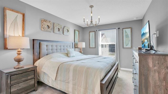 Image No.16-5 Bed Townhouse for sale