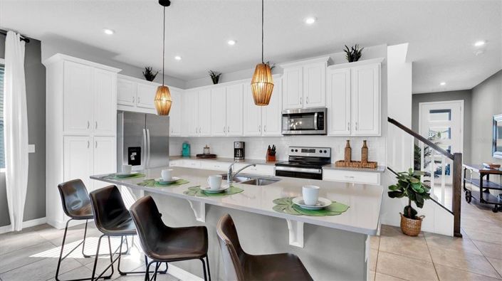 Image No.4-5 Bed Townhouse for sale