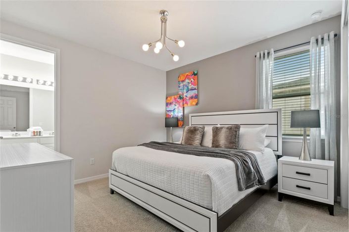 Image No.17-9 Bed House for sale