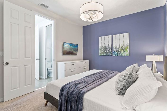 Image No.19-9 Bed House for sale