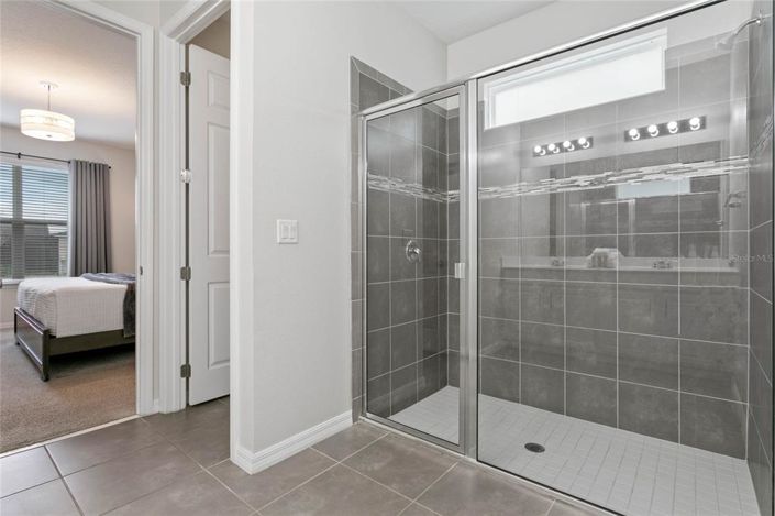 Image No.36-9 Bed House for sale