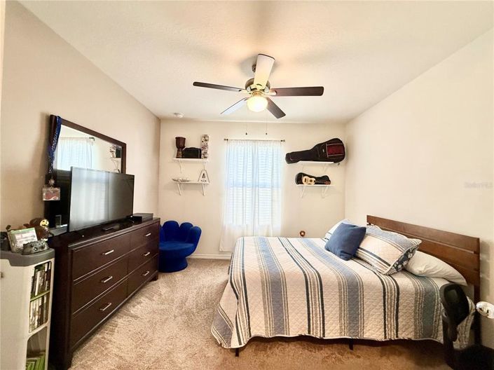 Image No.19-4 Bed House for sale